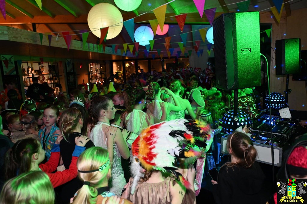 ../Images/Jeugddisco Middeleeuws Carnaval 069.jpg